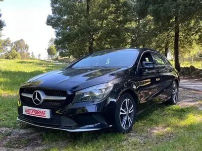 Usado Mercedes CLA180 Shooting Brake 109 HP (80 kW) 2017 Preto Carrinha
