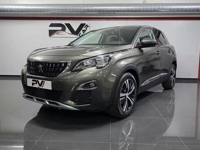 Cinzento Usado 2017 Peugeot 3008 Allure SUV | € 17.990 (Preço elevado)