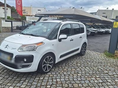 Branco Usado 2011 Citroën C3 Picasso Exclusive Monovolume | € 6.990