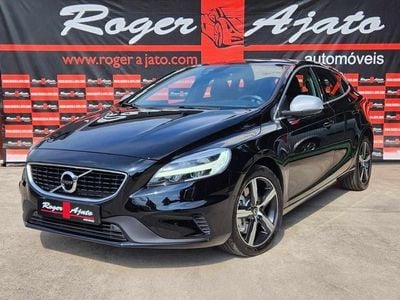 Preto Usado 2018 Volvo V40 R-Design Carrinha | € 21.900