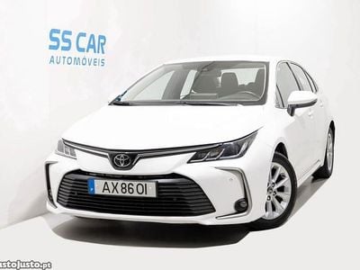 Branco Usado 2022 Toyota Corolla Sedan | € 17.990 (Bom preço)