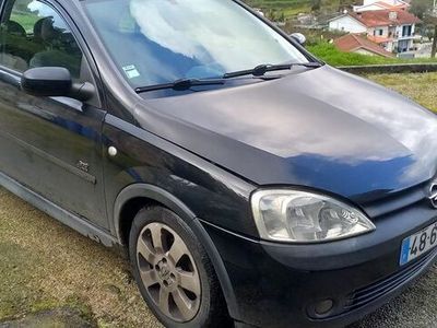 usado Opel Corsa C em bom estado