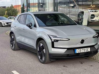 Cinzento Novo 2026 Volvo EX30 Plus SUV | € 42.499