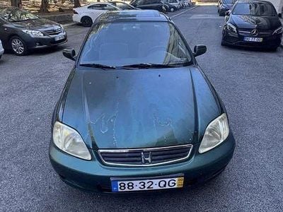 Usado Honda Civic 115 HP (84 kW) 2000 Sedan