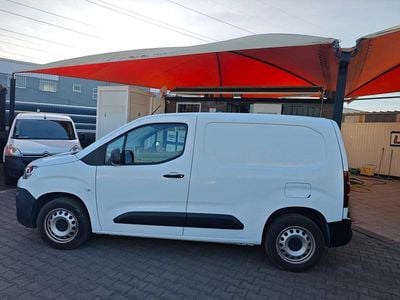 Branco Usado 2019 Citroën Berlingo Feel Monovolume | € 15.900 (Preço elevado)