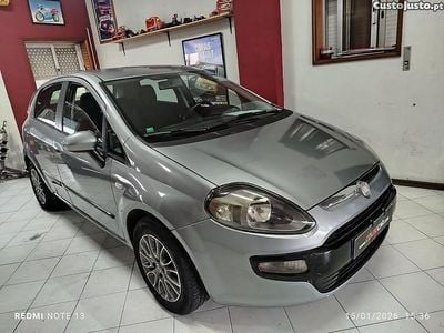Cinza Usado 2011 Fiat Grande Punto Citadino | € 4.699