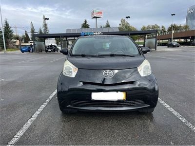 Toyota iQ