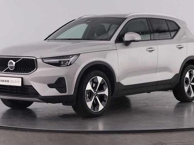Usado Volvo XC40 163 HP (119 kW) 2025 Prateado SUV