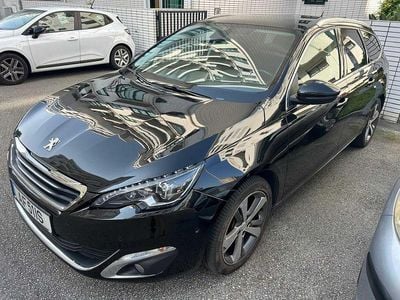 Usado Peugeot 308 SW Allure 120 HP (88 kW) 2016 Carrinha