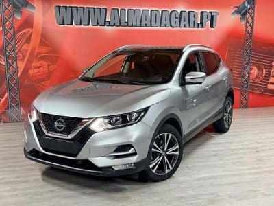 Usado Nissan Qashqai N-Connecta 115 HP (84 kW) 2018 Cinza SUV
