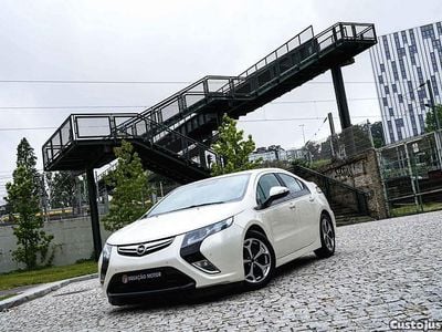 Branco Usado 2012 Opel Ampera Cosmo Citadino | € 12.900