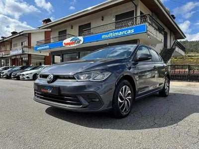 Cinza Usado 2022 VW Polo | € 16.490 (Preço justo)