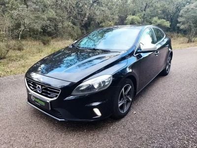 Preto Usado 2014 Volvo V40 R-Design Carrinha | € 11.950 (Preço elevado)