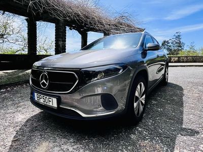 Mercedes EQA250