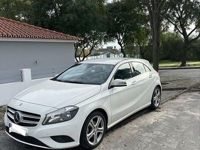 Usado 2015 Mercedes A160 Sedan | € 12.500