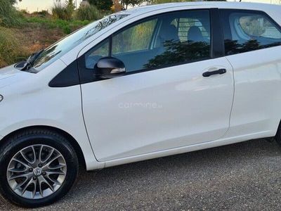 usado Toyota Yaris 1.4 D-4D Active