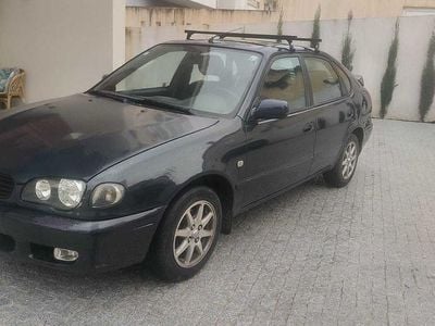 Usado 2001 Toyota Corolla Sedan | € 2.950