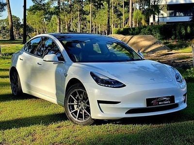 Branco Usado 2020 Tesla Model 3 Standard Range Sedan | € 18.990 (Bom preço)