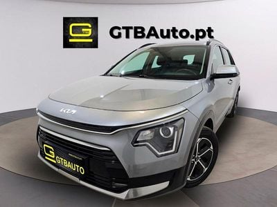 Usado Kia Niro Active 140 HP (102 kW) 2022 Cinza SUV