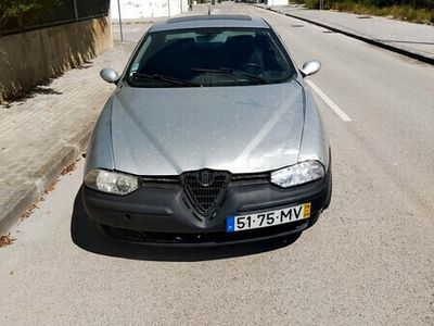 usado Alfa Romeo 156 1.9 jtd diesel motor tá excelente