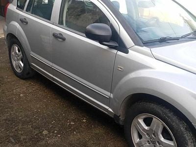 Usado Dodge Caliber 140 HP (102 kW) 2007 Cinzento Citadino