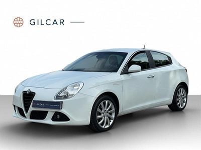 Usado Alfa Romeo Giulietta Distinctive 105 HP (77 kW) 2013 Branco Citadino
