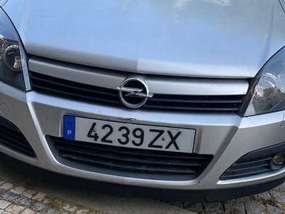 Usado Opel Astra 95 HP (69 kW) 2005 Sedan