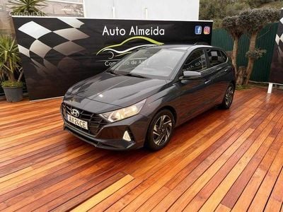 Usado Hyundai i20 84 HP (61 kW) 2023 Cinzento Citadino