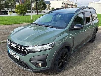 Usado Dacia Jogger 110 HP (80 kW) 2023 Verde Monovolume