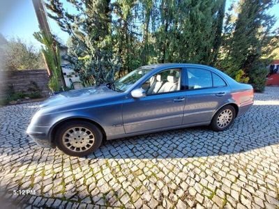 Mercedes E220