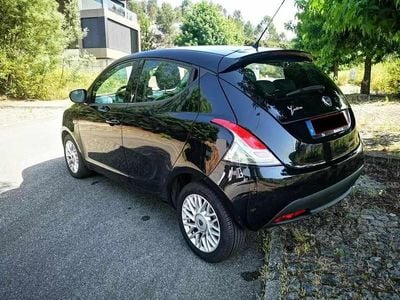 Preto Usado 2014 Lancia Ypsilon Gold Citadino | € 7.250 (Preço justo)