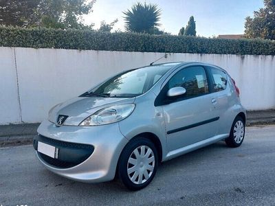 usado Peugeot 107 1.4HDi ano 2009 Diesel