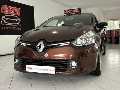 Usado Renault Clio IV 90 HP (66 kW) 2015 Outra