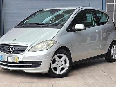 Usado Mercedes A160 82 HP (60 kW) 2009 Cinzento Citadino