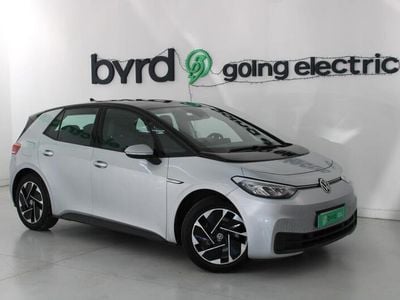 Cinzento Usado 2021 VW ID.3 Pure Citadino | € 19.900 (Preço justo)