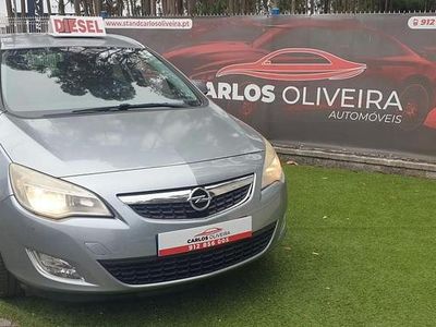 Usado Opel Astra Cosmo 125 HP (91 kW) 2010 Cinza prata Carrinha