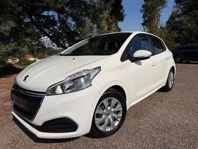 Branco Usado 2019 Peugeot 208 Access Citadino | € 11.685 (Bom preço)