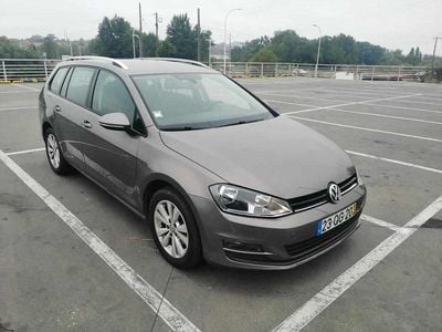 Usado VW Golf VII 110 HP (80 kW) 2015 Cinzento Carrinha