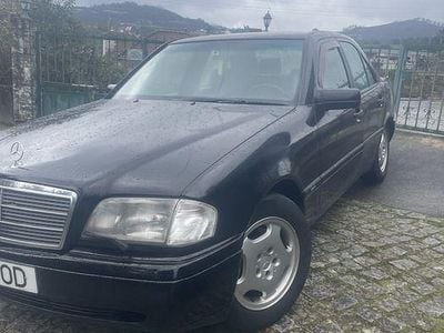 Usado Mercedes C220 1995 Sedan