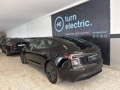 Preto Usado 2024 Tesla Model 3 Sedan | € 39.500 (Preço elevado)