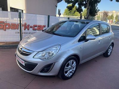 Cinzento Usado 2011 Opel Corsa | € 6.990 (Preço justo)