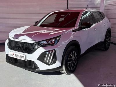 Usado Peugeot 2008 Allure 101 HP (74 kW) 2024 Branco SUV