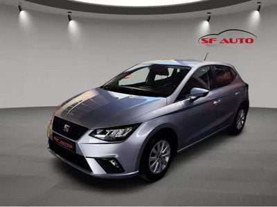 Usado Seat Ibiza Style 80 HP (58 kW) 2021 Cinzento Citadino