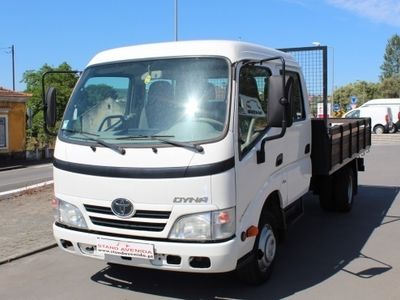 usado Toyota Dyna M35/33 CAB/DUPLA // 144 CV