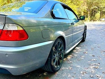 Cinzento Usado 2004 BMW 330 Sedan | € 15.000