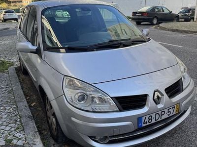 Usado 2007 Renault Scénic II Monovolume | € 2.900