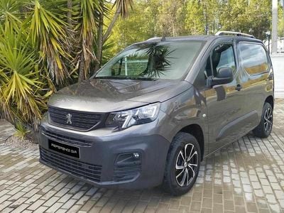 Usado Peugeot Partner 100 HP (73 kW) 2020 Cinzento Monovolume