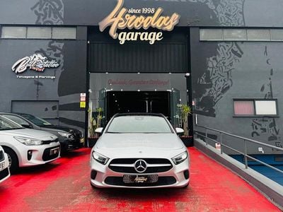 Cinza Usado 2019 Mercedes A180 Business Sedan | € 23.900 (Preço justo)