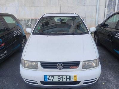 Usado 1996 VW Polo Sport Sedan | € 1.300