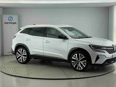 Branco Usado 2023 Renault Austral Iconic SUV | € 32.990 (Preço justo)
